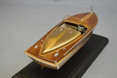 1955 Chris Craft 21 Cobra boat 1:24 - DUMAS